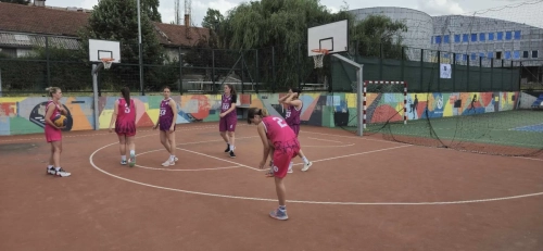 Studentet e UBT-së zënë vendin e parë në Basketboll 3×3 në Ligën Universitare
