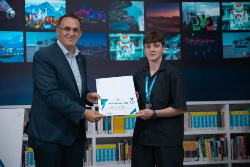 UBT nderon xhudisten Laura Fazliu për medaljen historike të argjendtë në Lojërat Universitare Botërore “FISU 2025”